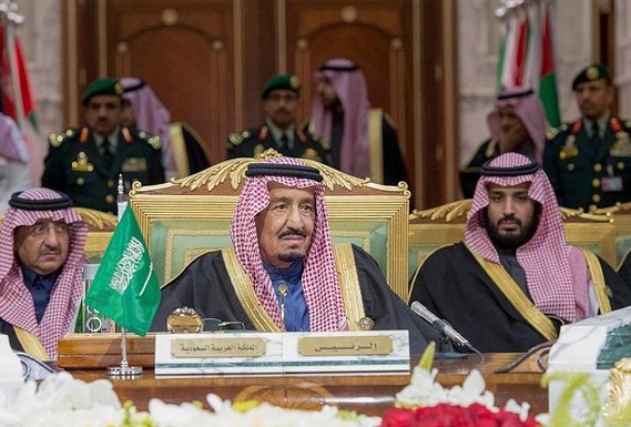 Le roi Salman préside une réunion du CCG. D. R.